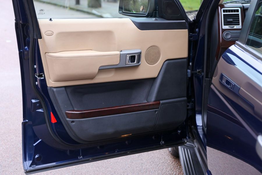 2002 Range Rover Vogue 4.4L L322, interior 6