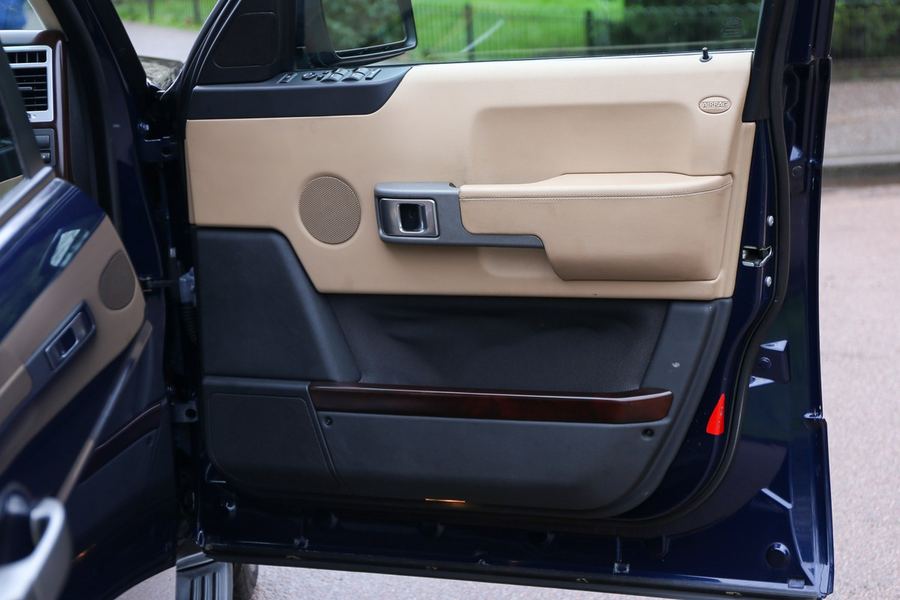 2002 Range Rover Vogue 4.4L L322, interior 8