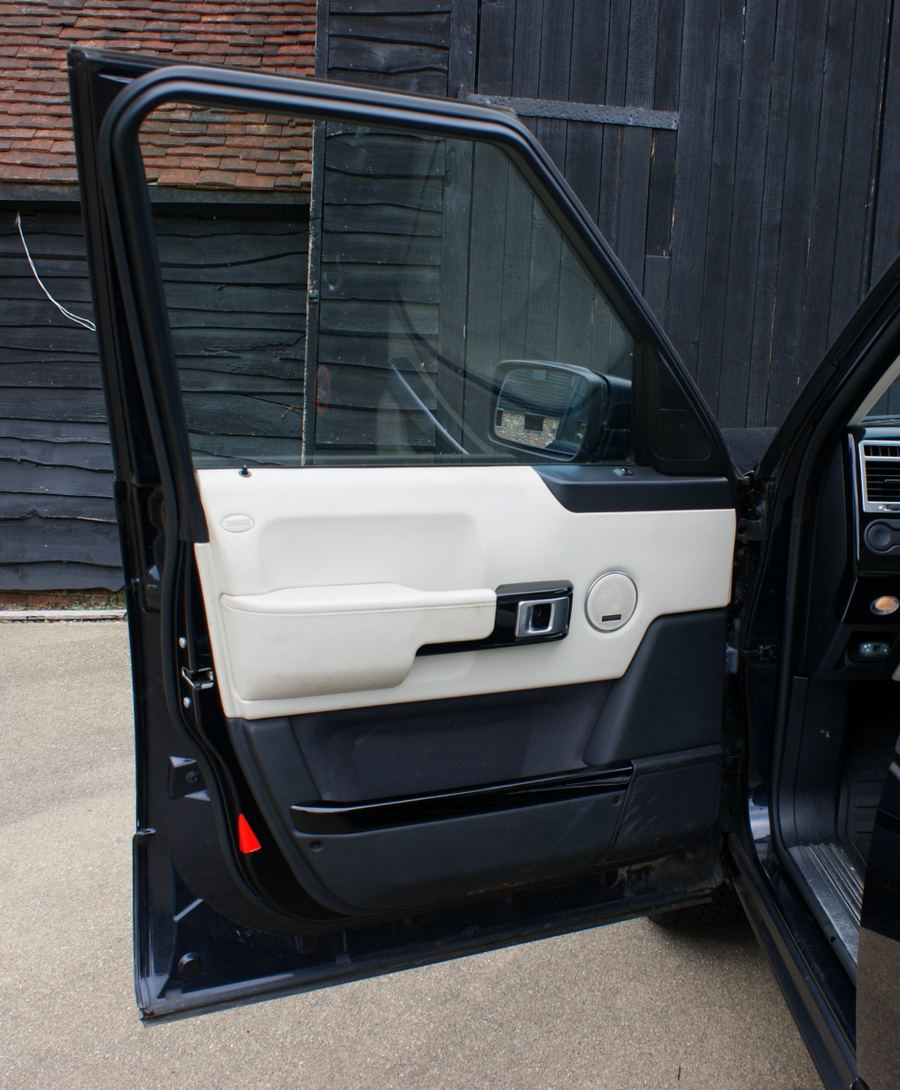 2006 Range Rover Vogue SE Supercharged 4.2L, interior 17