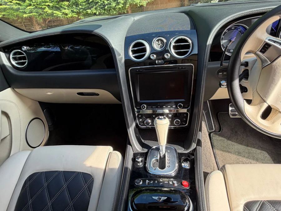 2013 Bentley Continental GT Onyx Concept, interior 2
