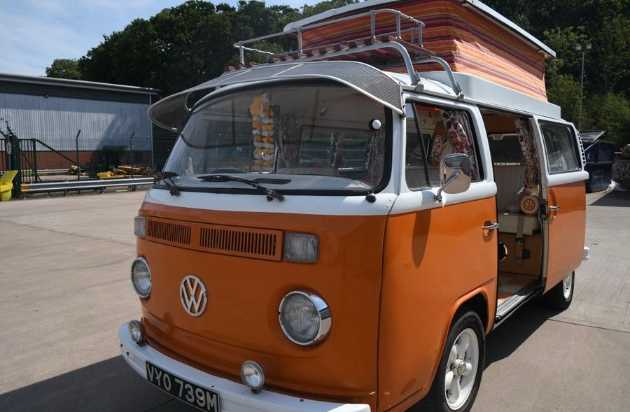 1974 Volkswagen Campervan, exterior 1