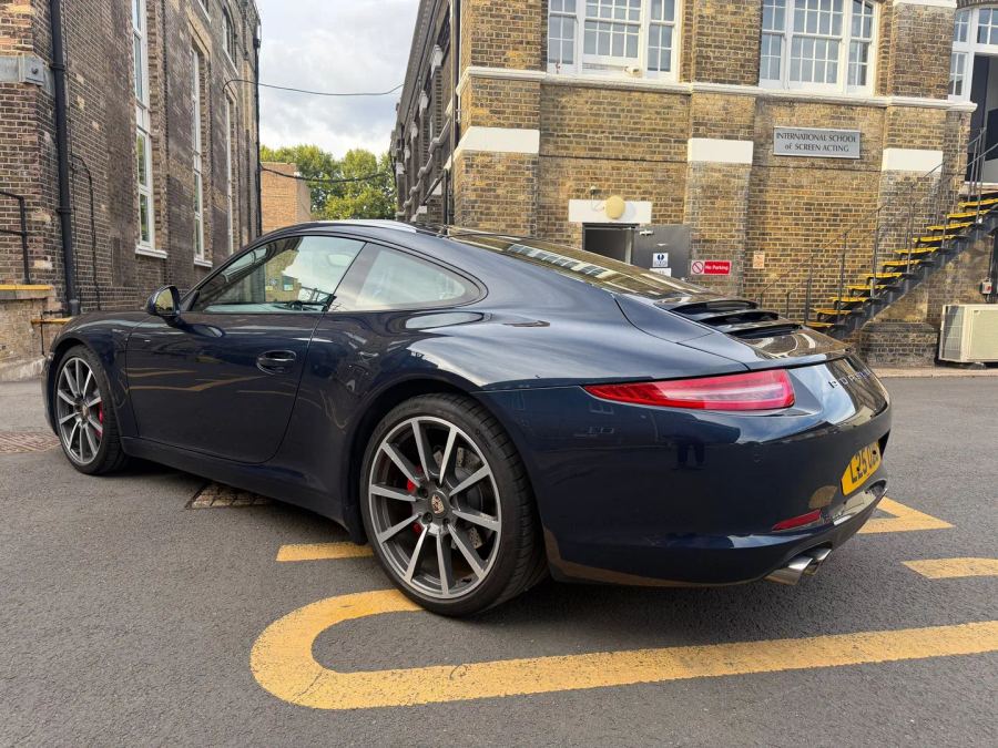 2012 Porsche 911 991.1 Carrera 2S Coupe, exterior 4
