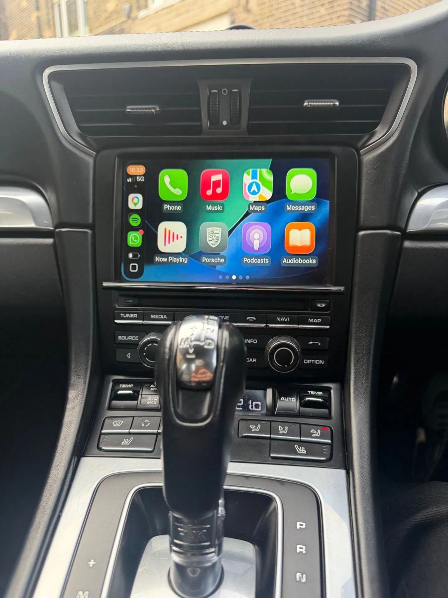 2012 Porsche 911 991.1 Carrera 2S Coupe, interior 8